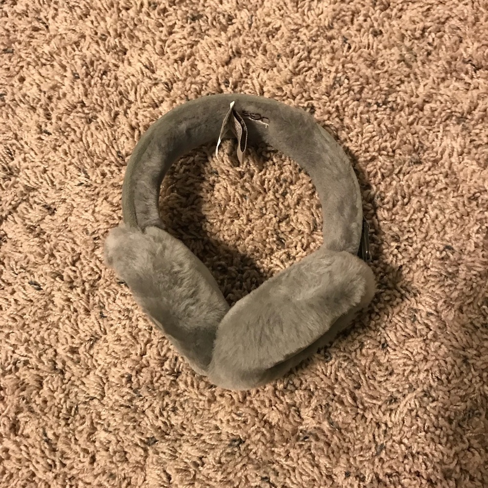 Uggs earmuffs